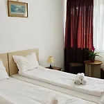 Neko Hotel Saturn