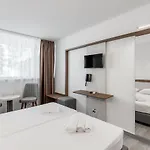 Neko Hotel 3*
