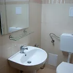 Neko Hotel 3*
