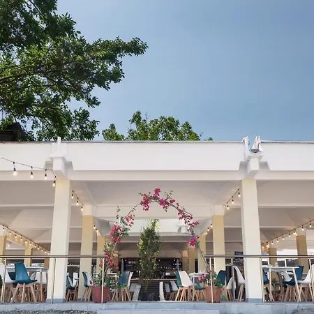 酒店 Neko 萨图恩